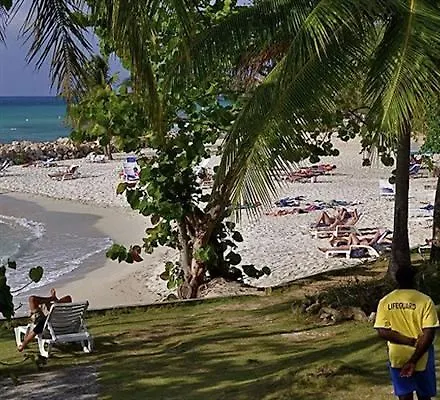 ** Hotel Carib Beach Apartments Negril Jamajka
