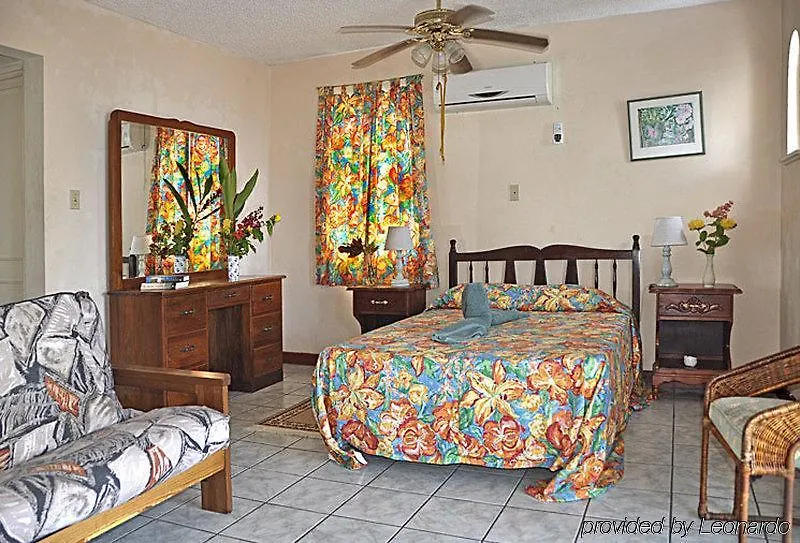Carib Beach Apartments Negril Giamaica